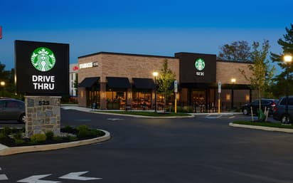 Starbucks-Greenfield Lancaster (4)_resize_1009X1514_resize_946X1514.jpg